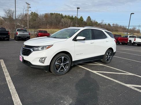 Used 2020 Chevrolet Equinox LT image 1