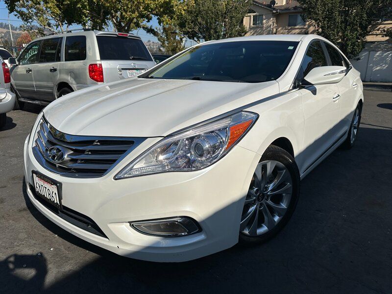 Used 2012 Hyundai Azera FWD image 1