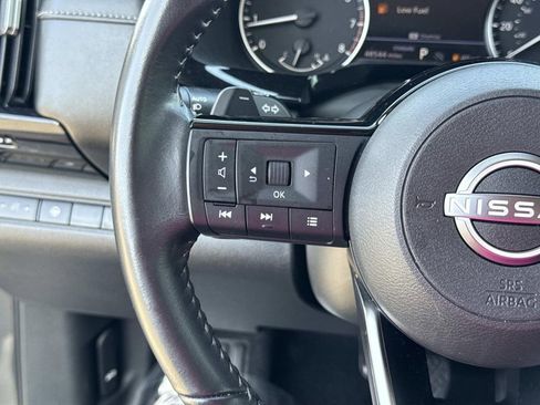 Certified 2022 Nissan Pathfinder SV image 33