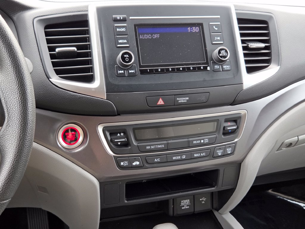 Certified 2019 Honda Pilot LX image 31
