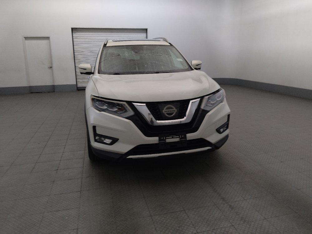 Used 2017 Nissan Rogue SL w/ SL Premium Package AWD/4WD image 14