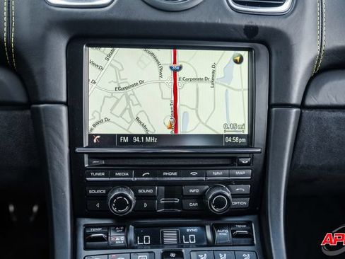 Used 2016 Porsche Cayman GT4 RWD image 18