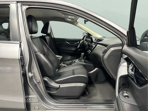 Used 2022 Nissan Rogue Sport SL image 30