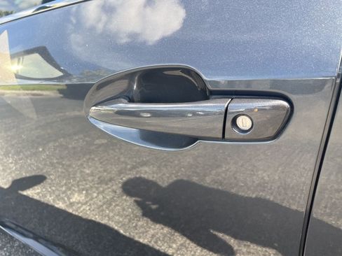 Used 2022 Lexus IS 350 F Sport w/ Dynamic Handling Package image 14