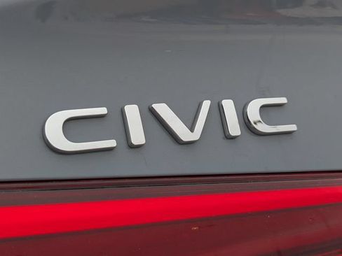 Used 2024 Honda Civic Sport image 13
