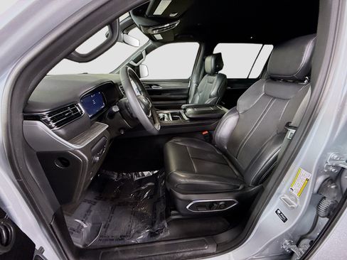 Used 2023 Jeep Wagoneer Series II RWD image 22
