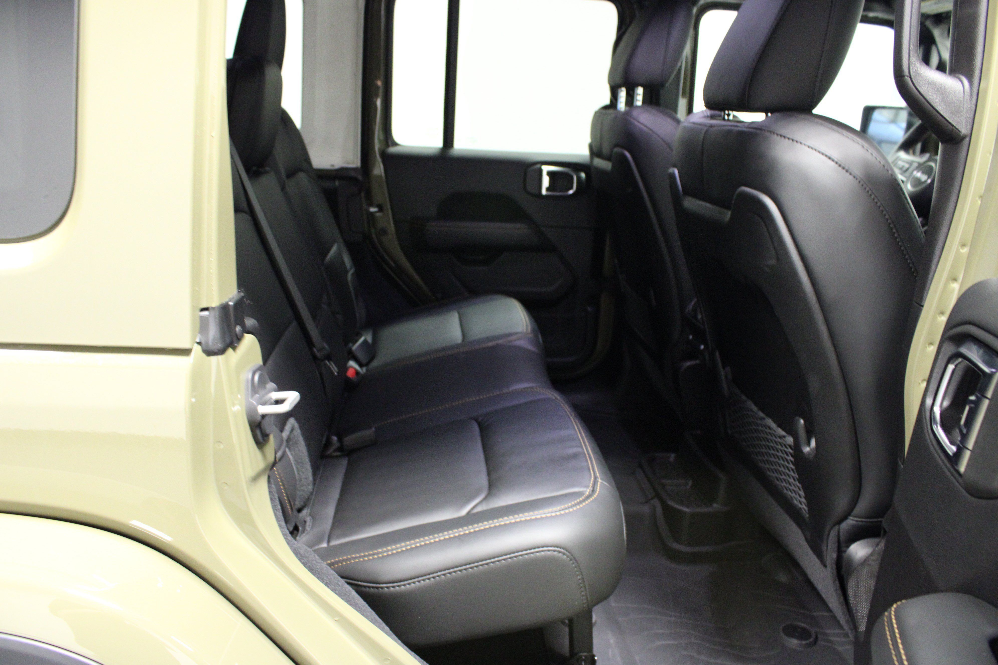 Used 2025 Jeep Wrangler Unlimited Rubicon 392 AWD/4WD image 14