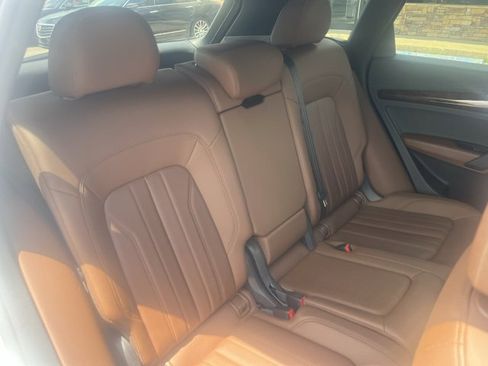 Used 2020 Audi Q5 2.0T Premium w/ Convenience Package image 35