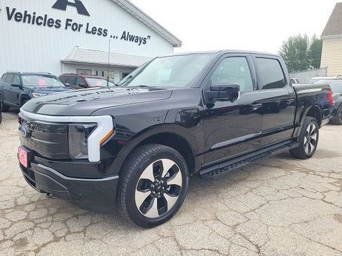 Used 2023 Ford F150 Lightning Platinum AWD/4WD image 19