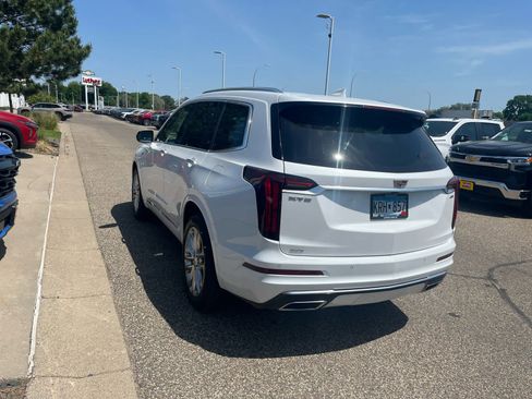 Used 2023 Cadillac XT6 Premium Luxury w/ Technology Package AWD/4WD image 7