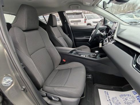 Certified 2021 Toyota C-HR LE image 15