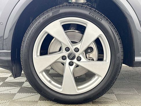 Certified 2025 Audi Q5 Premium Plus w/ Premium Plus image 29