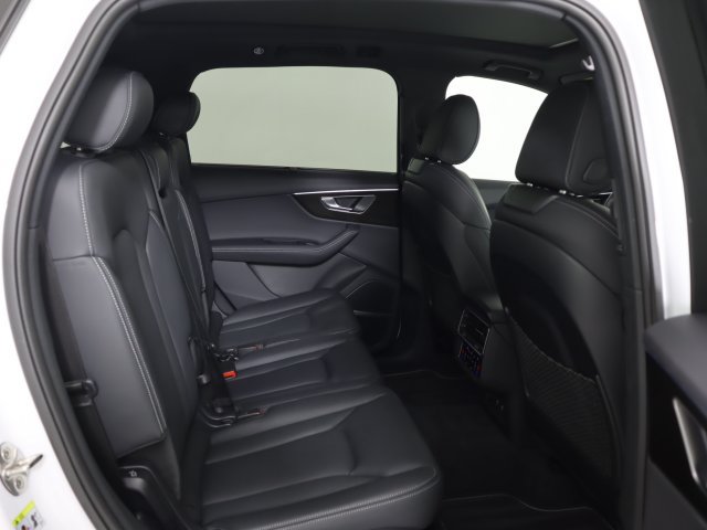 Certified 2025 Audi Q7 3.0T Prestige w/ Prestige Package AWD/4WD image 14
