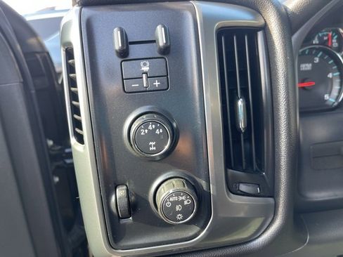 Used 2016 Chevrolet Silverado 3500 LT w/ LT Convenience Package image 18