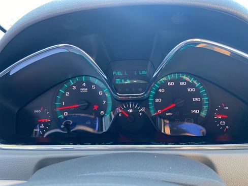 Used 2014 Chevrolet Traverse LT image 18