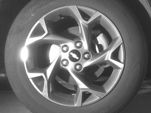 Used 2025 Chevrolet Trax LT FWD image 13