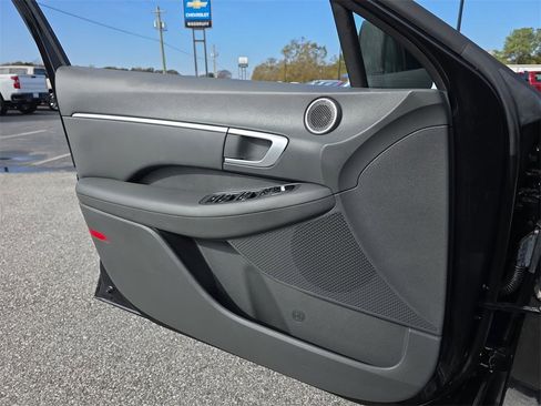 Used 2021 Hyundai Sonata SEL image 21
