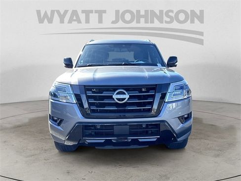 Used 2023 Nissan Armada SL w/ Midnight Edition Package image 8