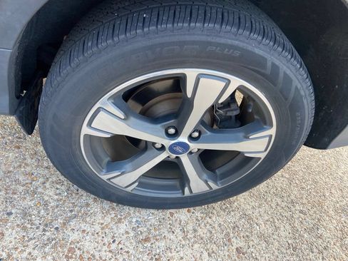 Used 2018 Ford Escape SEL w/ Ford Safe & Smart Package FWD image 25