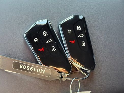 Used 2026 Volkswagen Tiguan SE R-Line AWD/4WD image 27