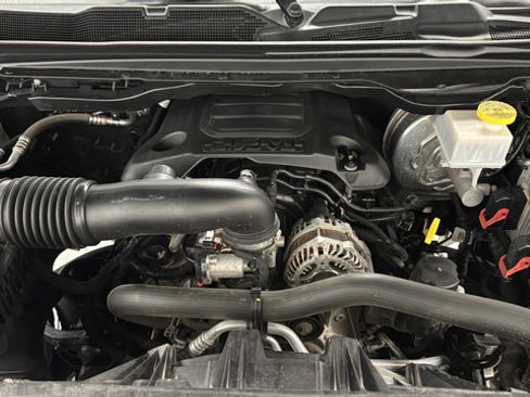 Used 2020 RAM 1500 Big Horn AWD/4WD image 31