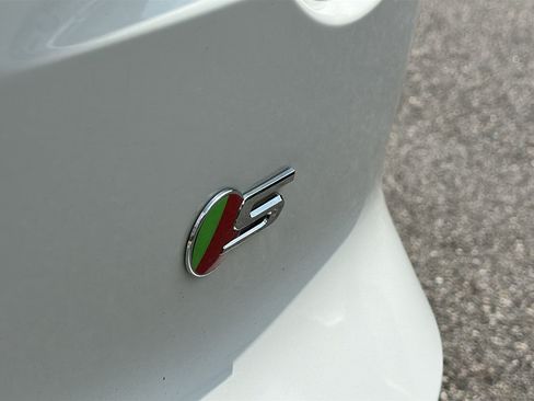 Used 2015 Jaguar F-TYPE S RWD image 13