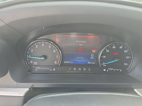 Used 2022 Ford Explorer XLT w/ Equipment Group 202A RWD image 36