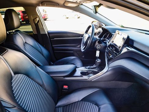 Certified 2023 Toyota Camry SE image 20