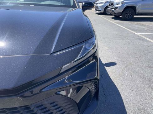 Used 2025 Toyota Camry SE FWD image 14