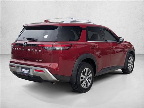 Used 2022 Nissan Pathfinder SL AWD/4WD image 5