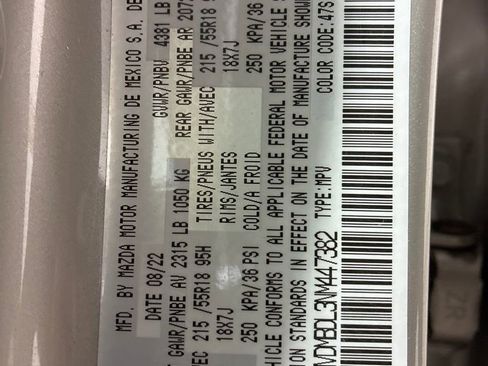 Used 2022 MAZDA CX-30 AWD 2.5 S w/ Premium Package image 6