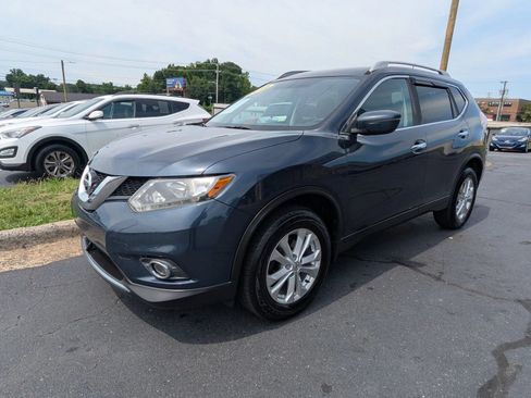 Used 2016 Nissan Rogue S AWD/4WD image 3