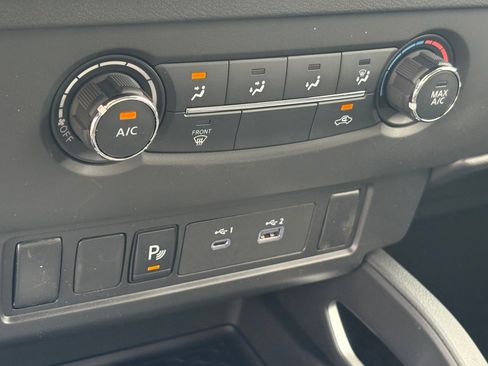 New 2025 Nissan Frontier SV image 13