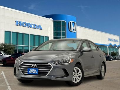Used 2017 Hyundai Elantra SE