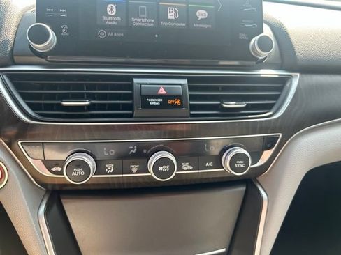 Used 2018 Honda Accord EX-L image 28