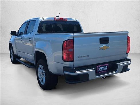 Used 2017 Chevrolet Colorado LT w/ LT Convenience Package RWD image 8