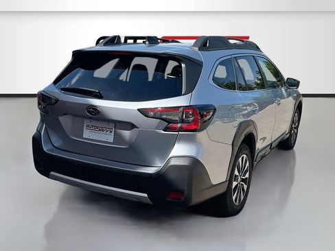 Used 2025 Subaru Outback Limited XT AWD/4WD image 7