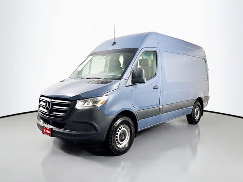 Used 2019 Mercedes-Benz Sprinter 144 image 1