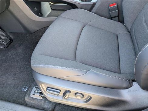 New 2026 Toyota C-HR AWD/4WD image 4