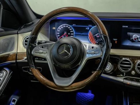 Used 2019 Mercedes-Benz S 560 4MATIC Sedan image 20