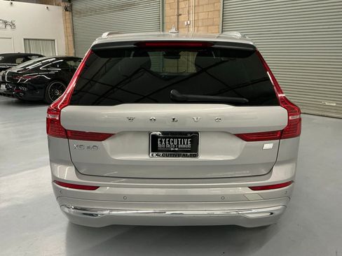 Used 2022 Volvo XC60 T8 Inscription Expression image 6