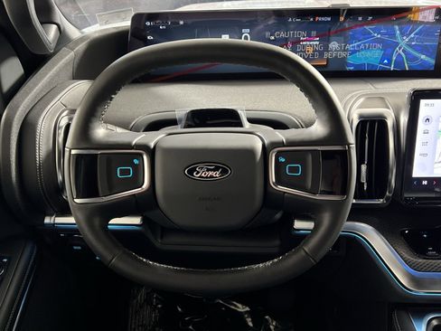 New 2026 Ford Expedition Max Platinum image 16