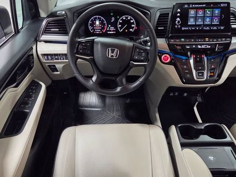 Used 2025 Honda Odyssey Touring image 7