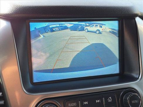 Used 2019 Chevrolet Tahoe LT w/ Luxury Package AWD/4WD image 14