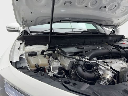 Used 2022 Mercedes-Benz GLB 250 4MATIC w/ Premium Package Lite image 14