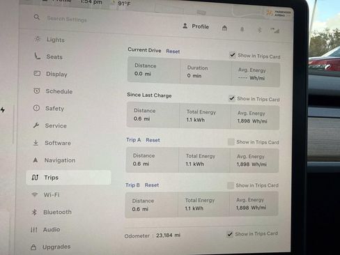 Used 2024 Tesla Model Y Long Range image 36