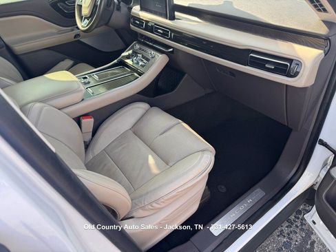 Used 2020 Lincoln Aviator Reserve w/ Equipment Group 202A AWD/4WD image 18