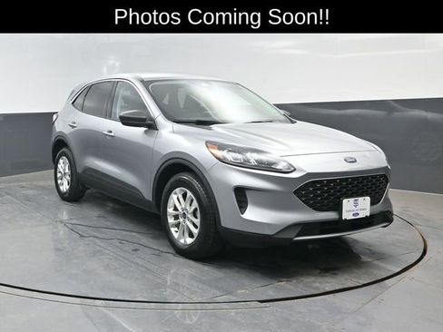 Certified 2022 Ford Escape SE w/ Convenience Package AWD/4WD image 2