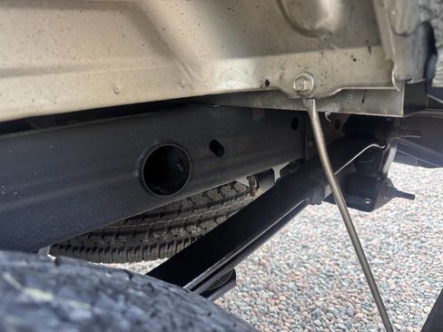 Used 2004 Chevrolet Silverado 1500 LS image 10