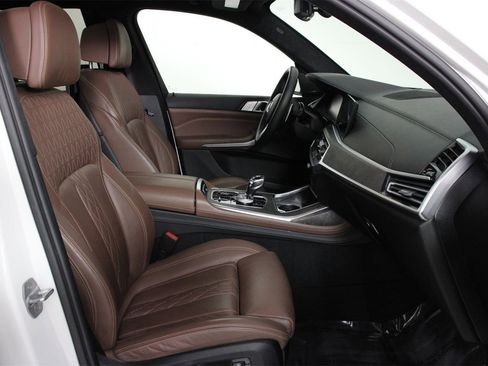 Used 2019 BMW X7 xDrive40i w/ Premium Package image 29
